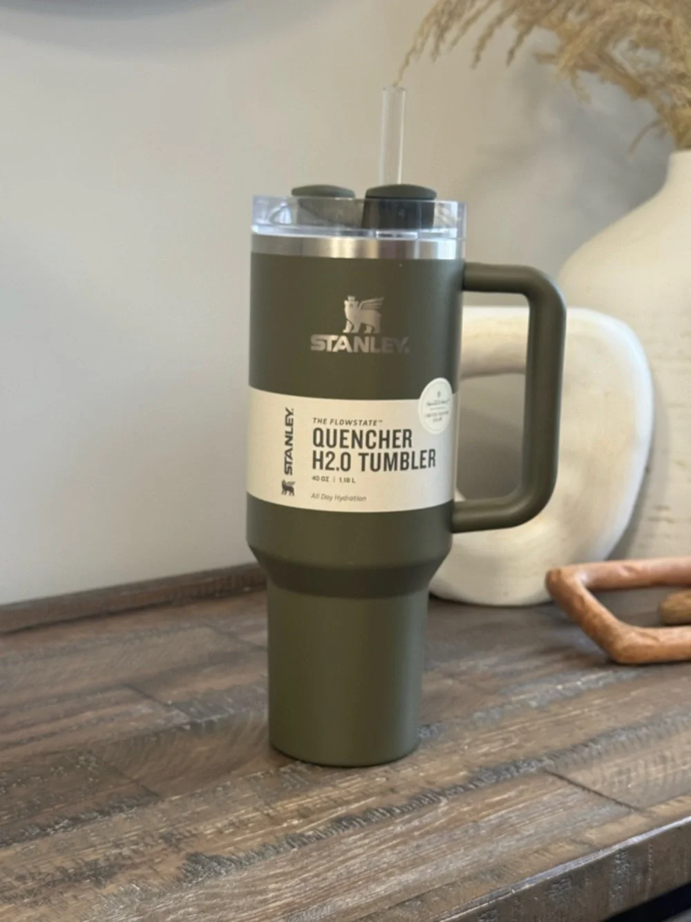 Stanley Olive Green Travel Tumbler with Handle & Clear Lid - Picture 3 of 8